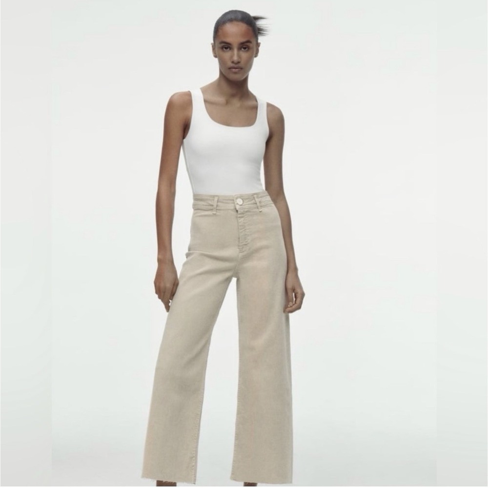 Hudson Gray Wide Leg Cropped Jeans Size L Beige Frayed Hem High Rise